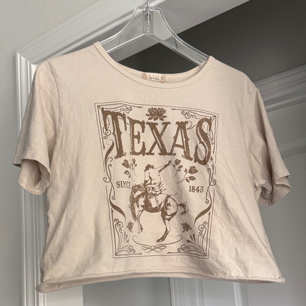 Alter’d State Cream Texas Graphic Crop Top - Picture 1 of 9